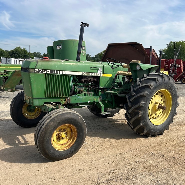 JOHN DEERE 2750