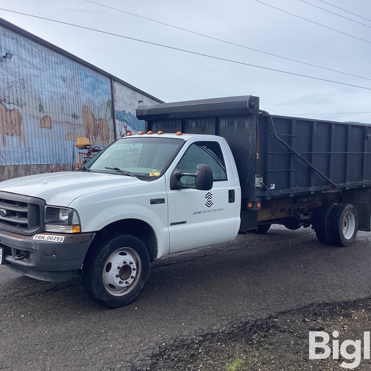 2003 FORD F550 XL