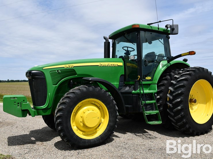 2004-john-deere-8420-image-1