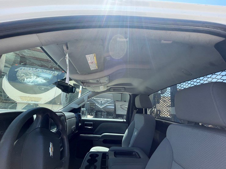 2016-chevrolet-silverado-3500-image-27