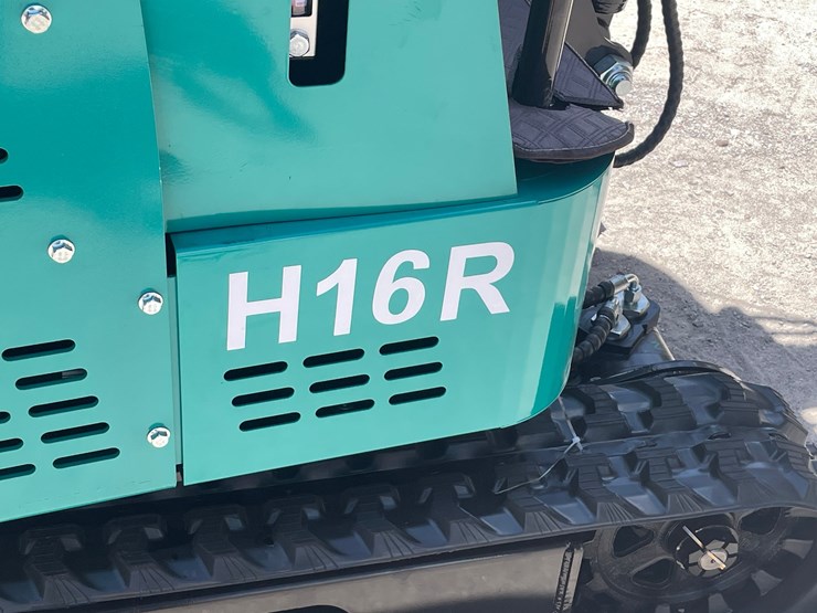 #2657-•-unused-cfg-mini-excavator-image-30