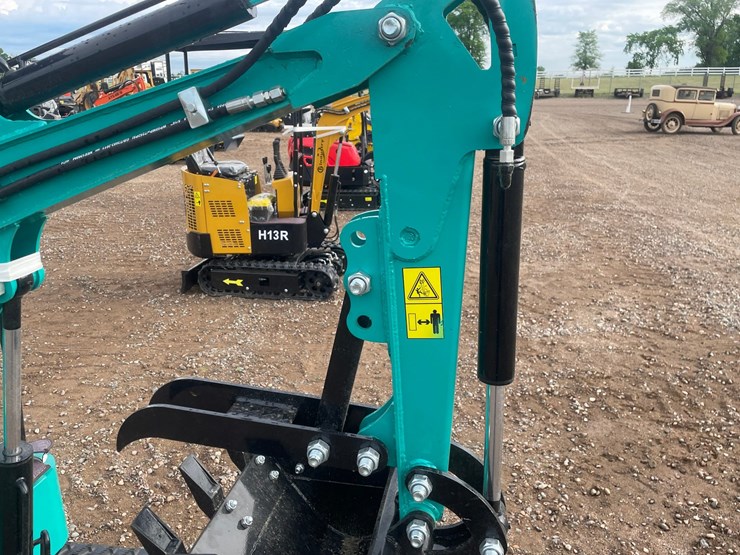#2021-•-2026-cfg-h16r-mini-excavator-image-6
