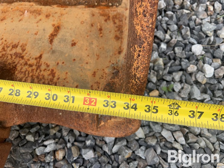 strickland-cx210-36”-excavator-bucket-image-17