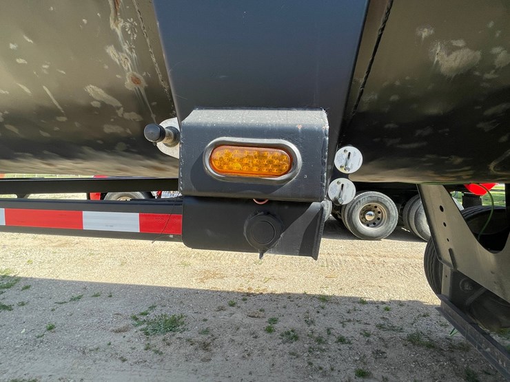 #6154-•-2016-klement-frameless-tri--axle-rock-tub-semi-trailer-(has-title)-image-12