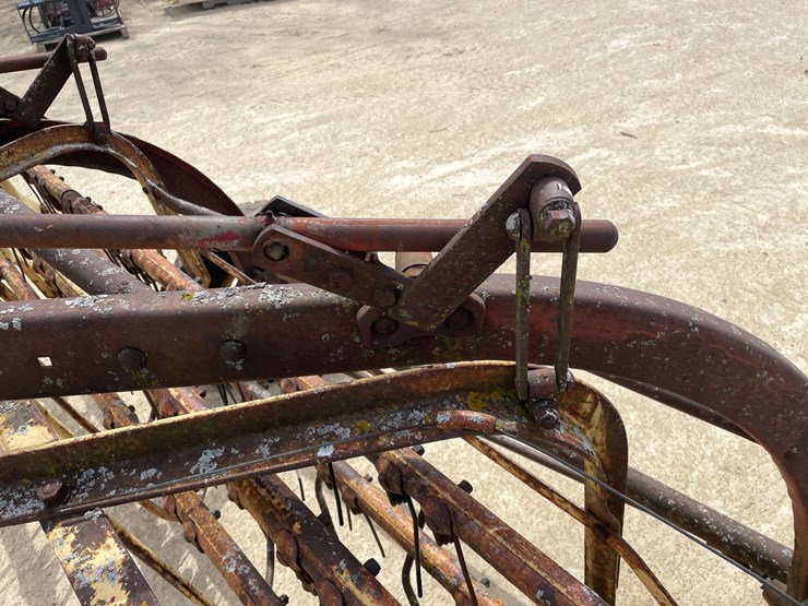 new-holland-56-image-13