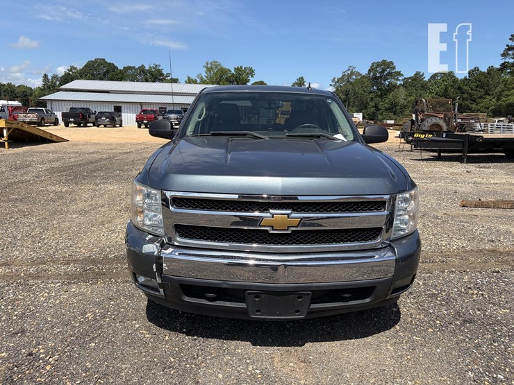 2008-chevrolet-silverado-1500-image-2