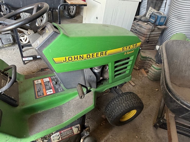 john-deere-38-image-9