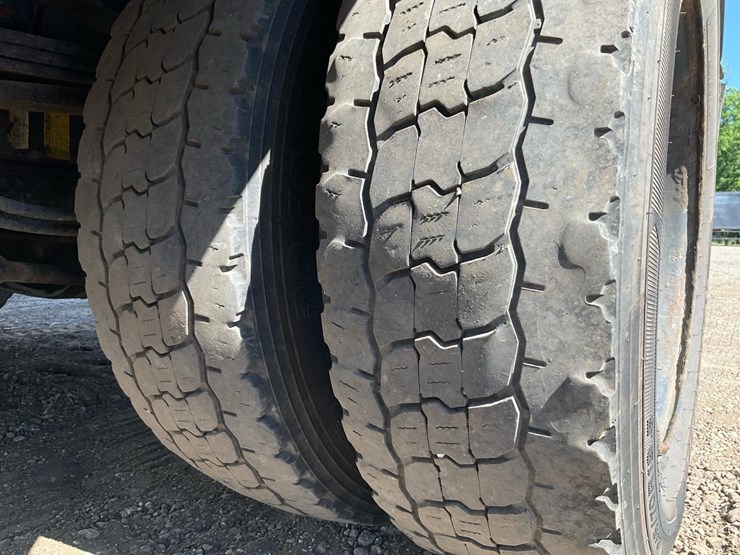 2017-ford-f350-image-32