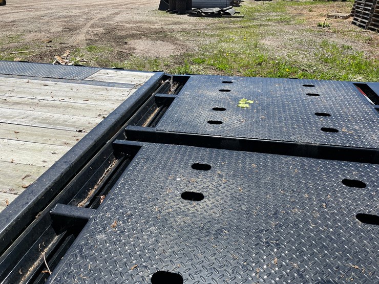 #7030-•-2023-big-tex-gooseneck-trailer-(deerbrook,-wi)-image-23