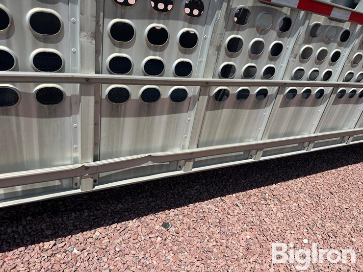 2015-eby-livestock-trailer-image-20