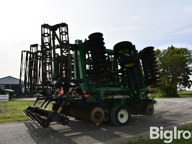 mcfarlane-incite-5140-drb-40'-universal-tillage-image-6