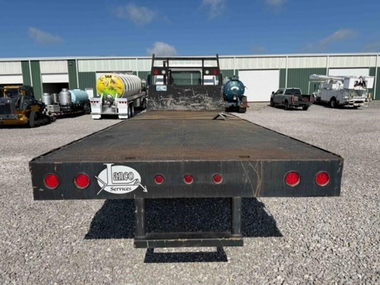 2009-gmc-t7500-image-5