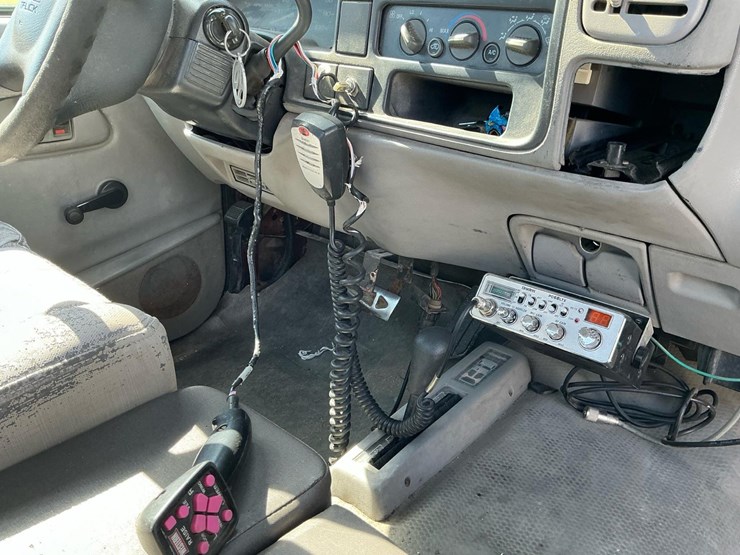 1998-gmc-2500-image-45