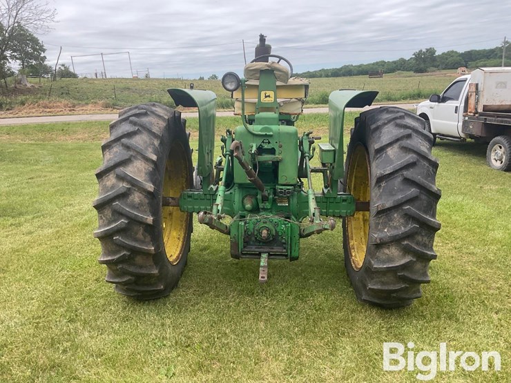 1961-john-deere-3010-image-6