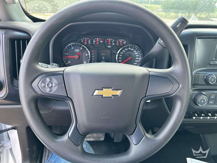 2024-chevrolet-silverado-5500hd-image-14