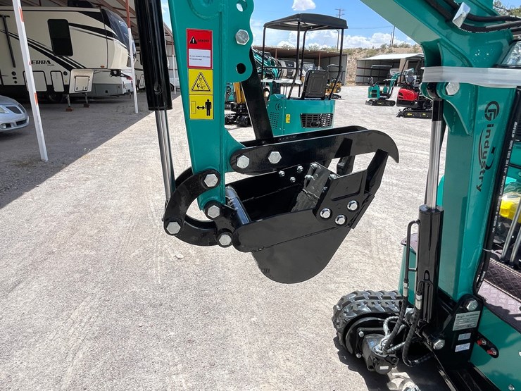 #2655-•-unused-cfg-mini-excavator-image-21