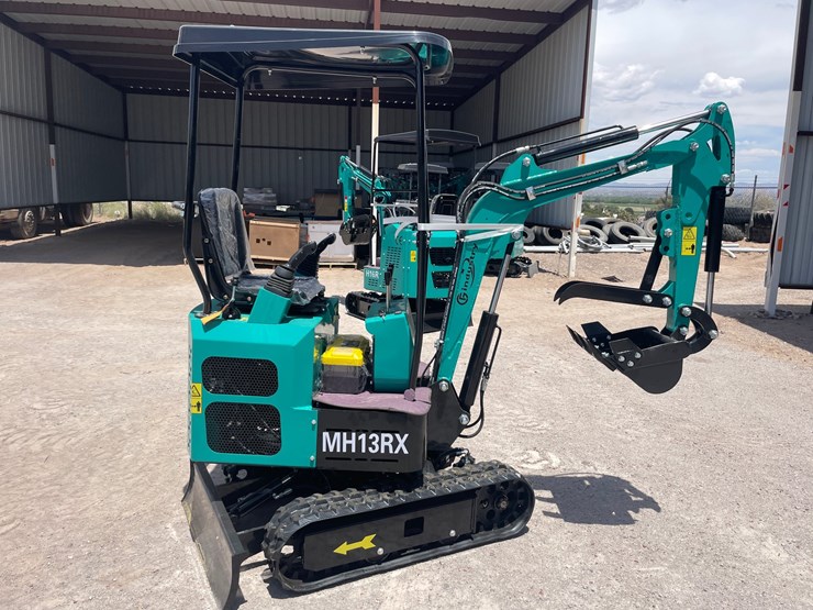 #2654-•-unused-cfg-mini-excavator-image-4