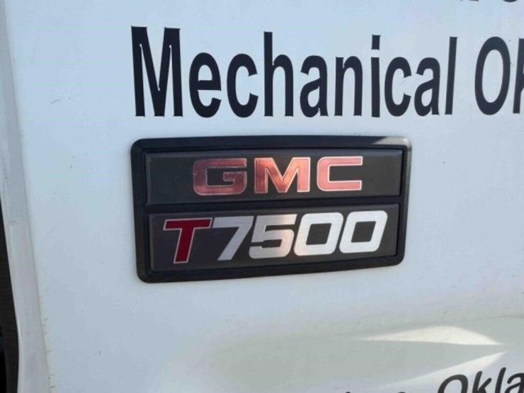 2009-gmc-t7500-image-20