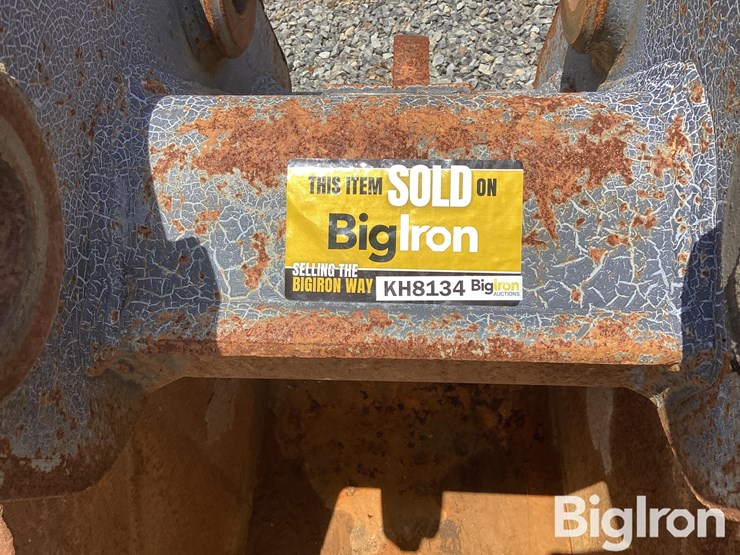 strickland-bt13w-cx130-24"-excavator-bucket-image-20