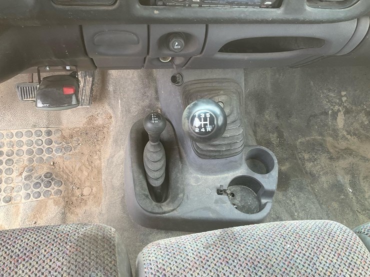 1999-dodge-2500-image-86
