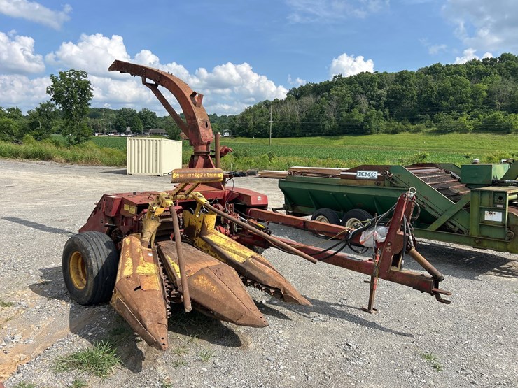 new-holland-782-image-3