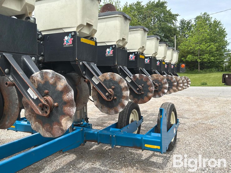 2005-kinze-3500-image-19
