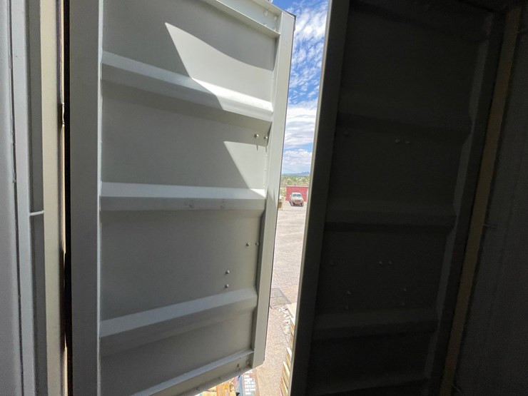 #101-•-40'-high-cube-multi-door-container-image-5