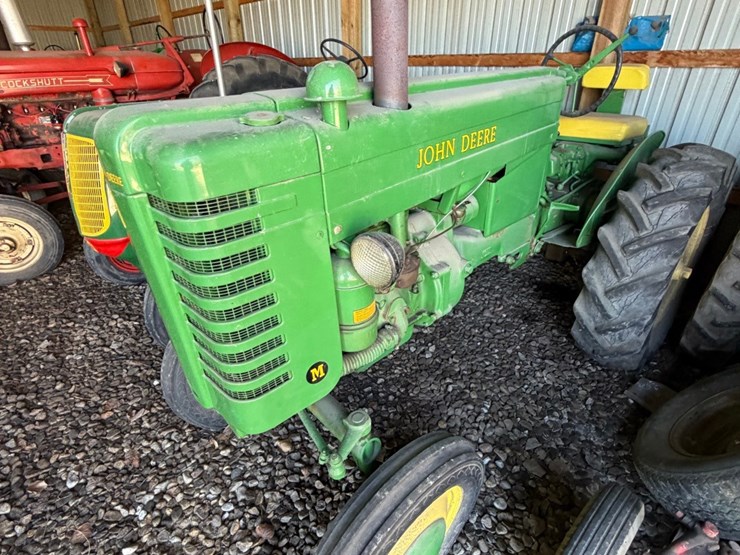 john-deere-m-image-1