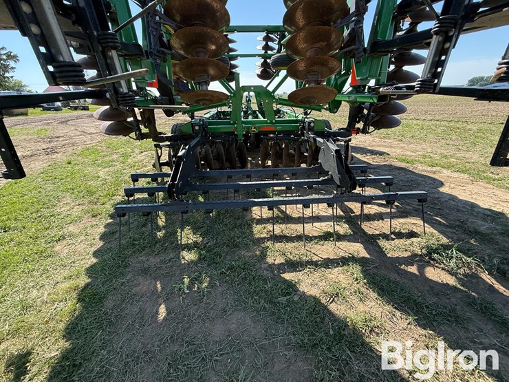 2016-john-deere-2623-image-19