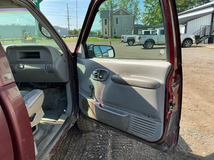 1998-gmc-2500-image-43