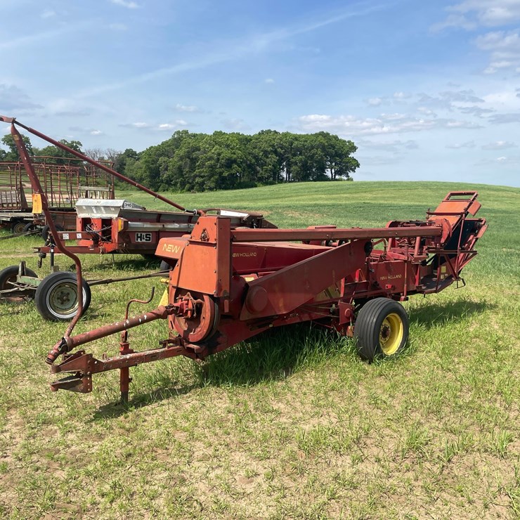 NEW HOLLAND 273