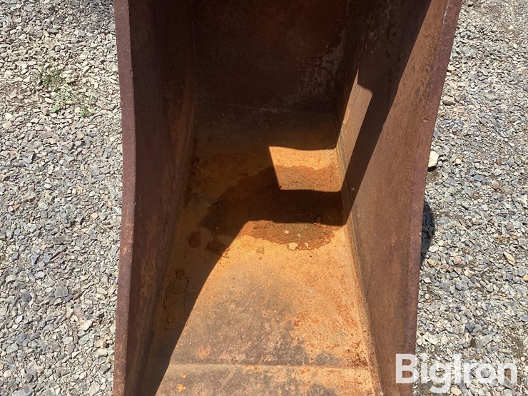 wainroy-24"-excavator-bucket-image-12