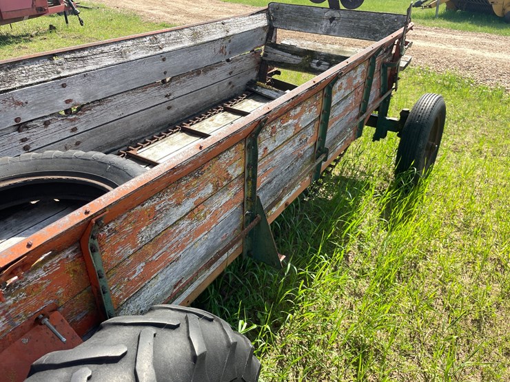 #2010-•-vintage-manure-spreader-(colfax-wi)-image-22