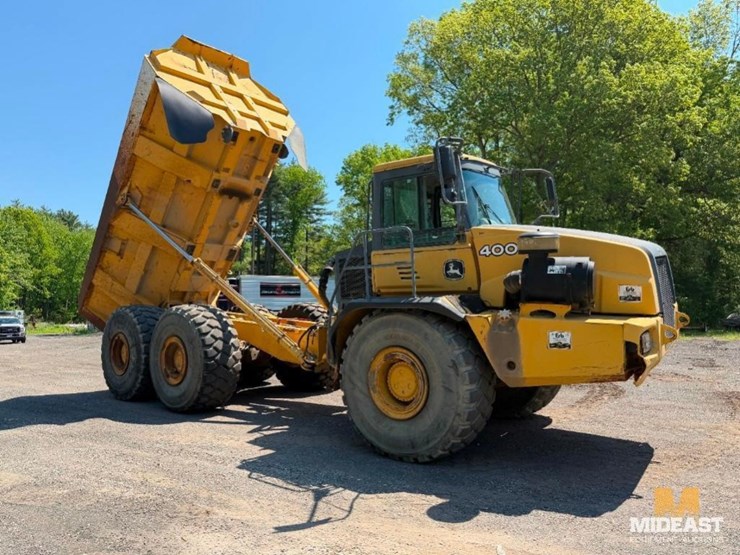 deere-400d-image-16
