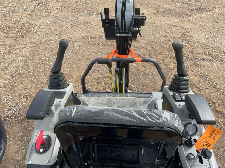 #2031-•-unused-2026-ats-mini-excavator-image-12
