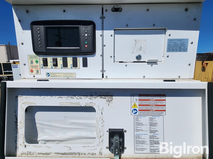 2015-generac-mmg251f4-22kw-portable-generator-image-14
