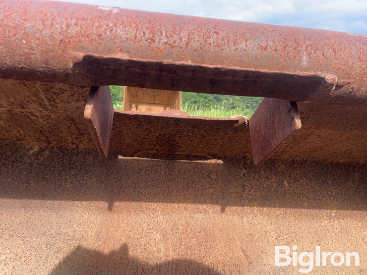 wain-roy-be-75-excavator-clean-out-bucket-image-15