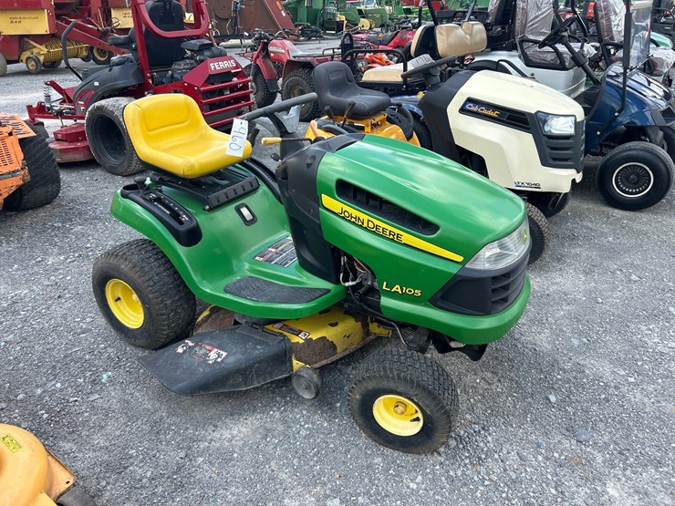 john-deere-la105-image-1