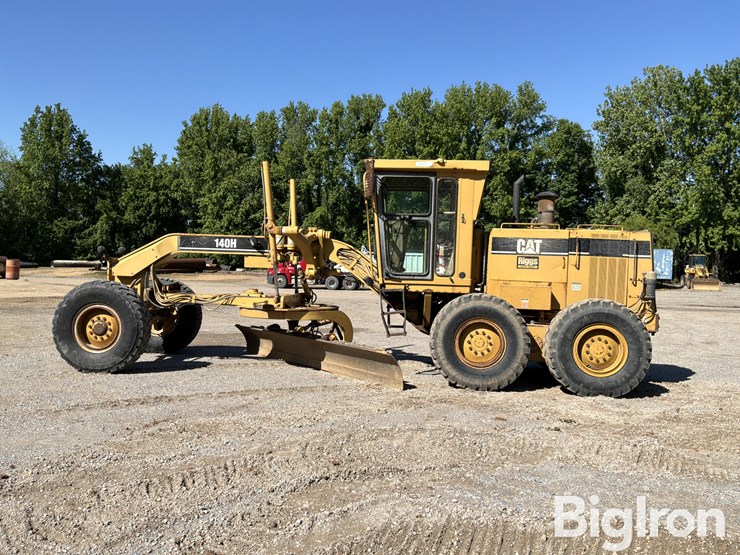 1993-caterpillar-140h-image-8
