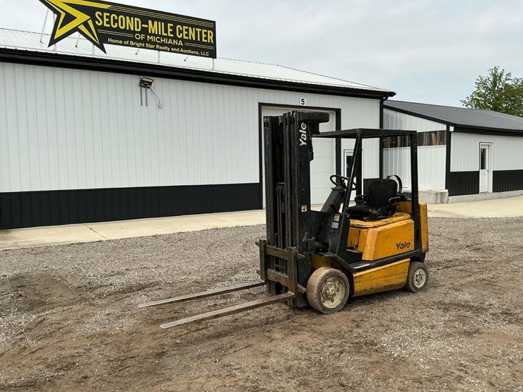 #1365-•-1999-yale-glc040rgnuaq088-forklift-image-1