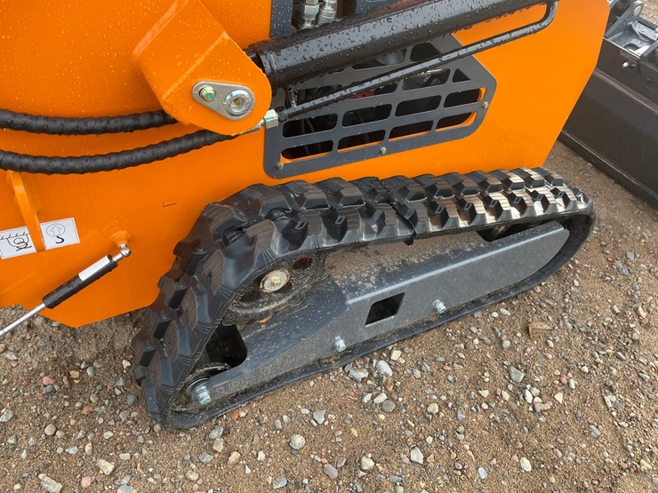 #2005-•-unused-2026-landhonor-mini-skid-steer-loader-image-13