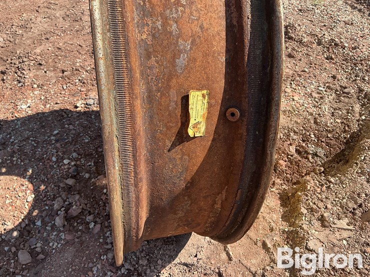 john-deere-10-image-10