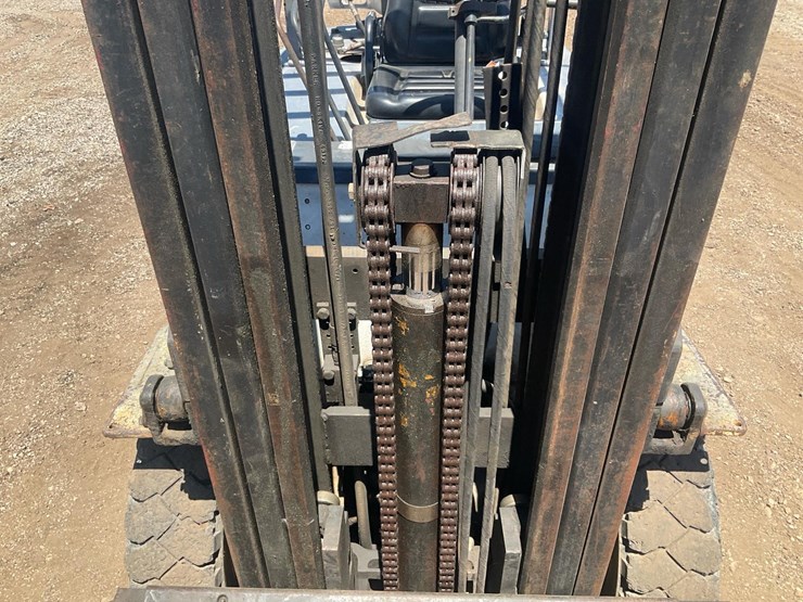 #1378-•-1989-nissan-p50k-forklift-image-21
