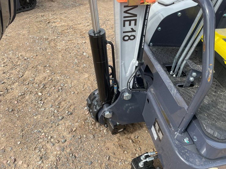 #2033-•-unused-2026-ats-mini-excavator-image-19