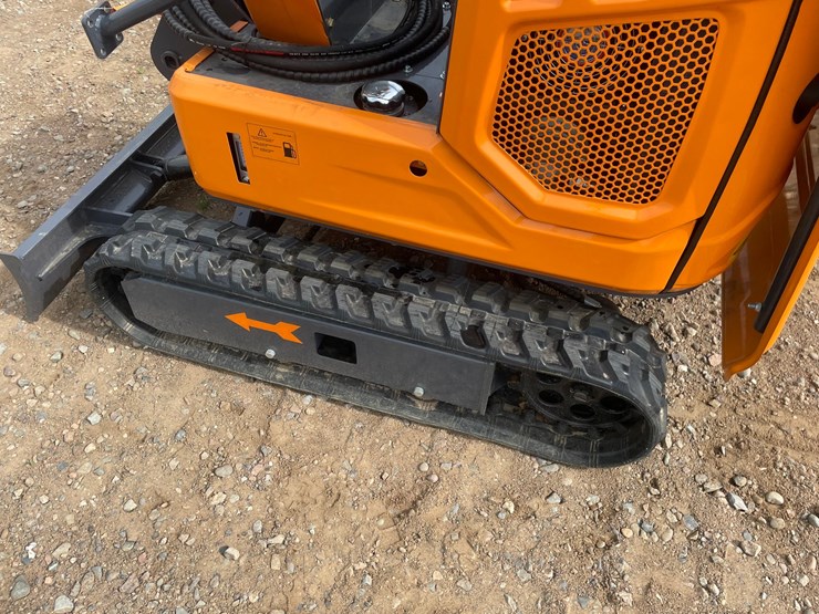 #2016-•-unused-2026-landhonor-mini-excavator-image-10