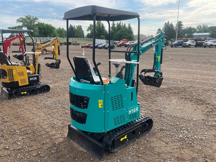 #2021-•-2026-cfg-h16r-mini-excavator-image-3