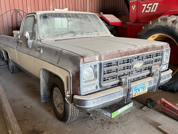 1979-￼chevy-5.7-diesel-half-ton-pickup,-2-wheel-drive,-needs-transmission-work,-shedded,-nice-shape-image-2