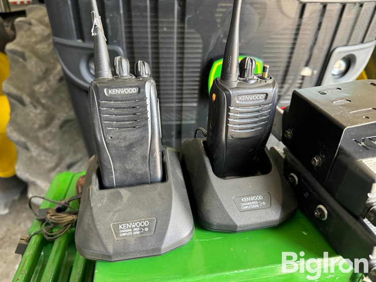 kenwood-2-way-radios-image-6