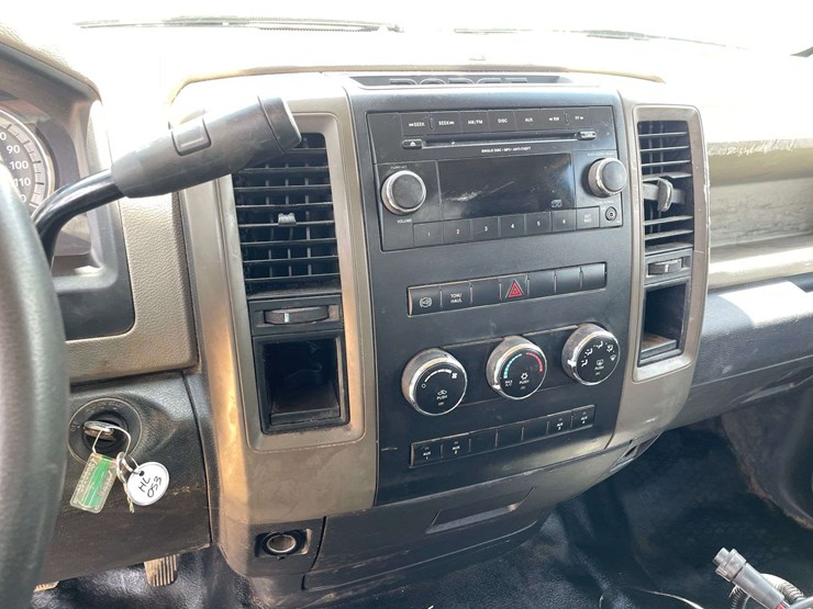 2012-dodge-ram-5500-image-13