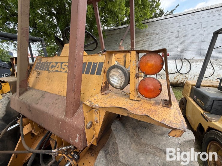 case-585d-construction-king-rough-terrain-forklift-image-17